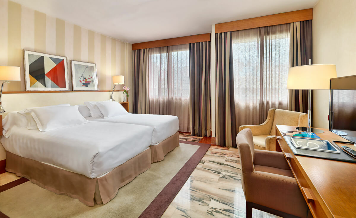 Hotel H10 Tribeca Madrid Esterno foto